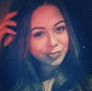 Meet your Posher, Andrea